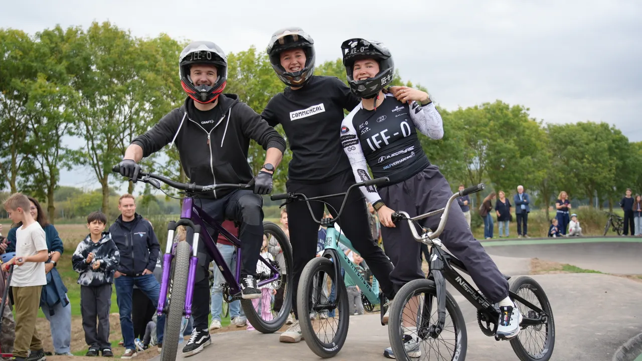 Bmx-kampioenen openen nieuwe pumptrack in Druten